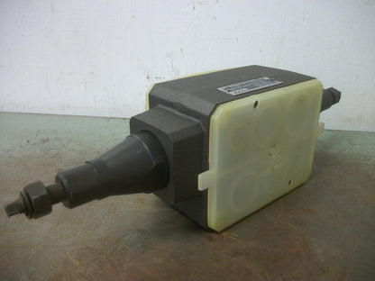 BOSCH HYDRAULIC VALVE 0 811 321 055 315BAR NOB