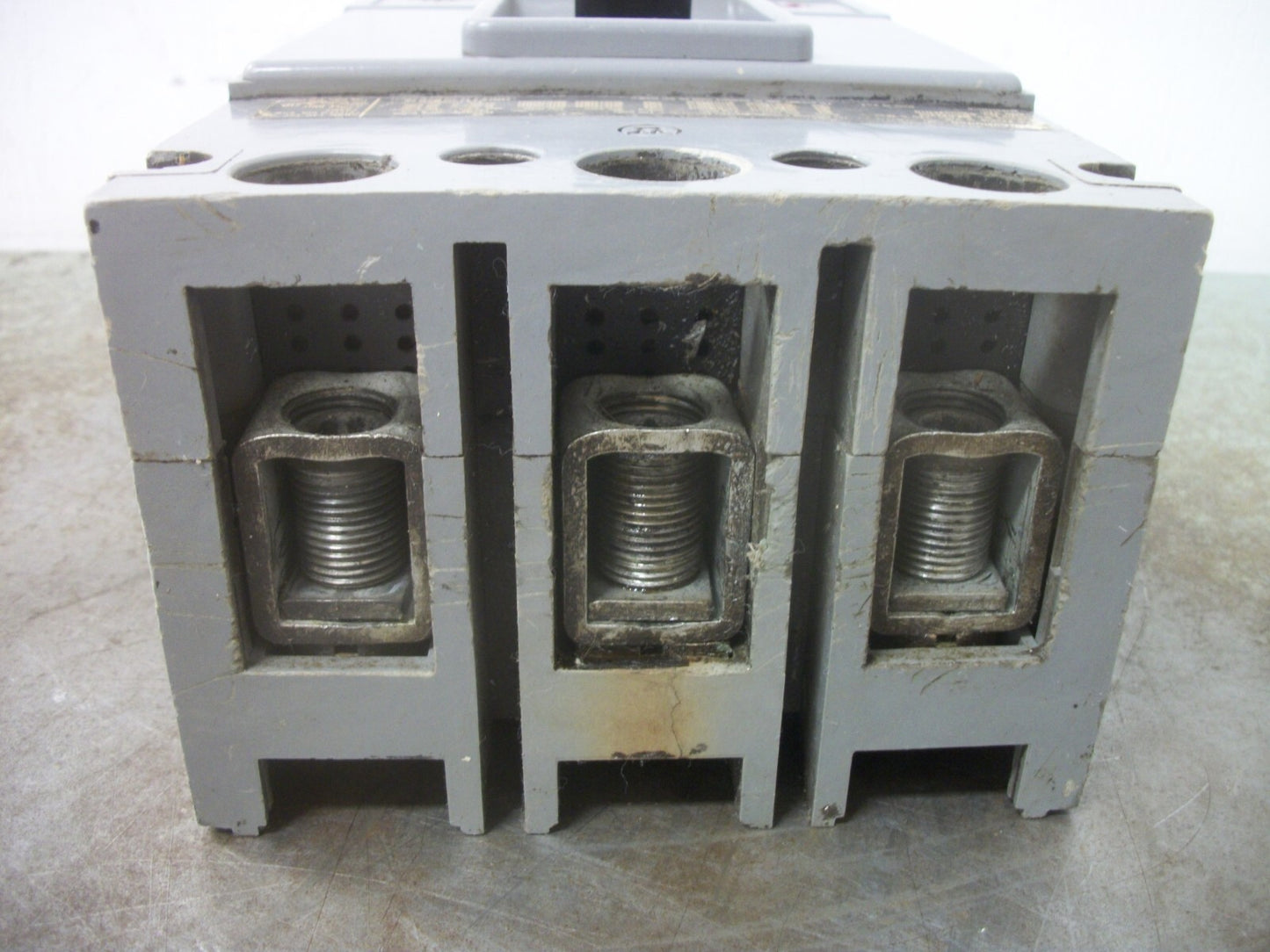 WESTINGHOUSE HKA CIRCUIT BREAKER HKA3225F 225AMP 600VOLT 3POLE W/100A TRIP