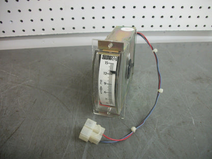 GASTON COUNTY DC AMPS AMMETER PANEL METER 2602K5035BZ0025 0-15AMP
