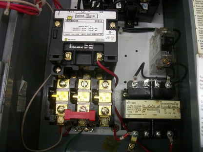 SQUARE D STARTER COMBO SIZE 0 TYPE 3R 8536SBO2S 120VCOIL 30AMP FUSIBLE