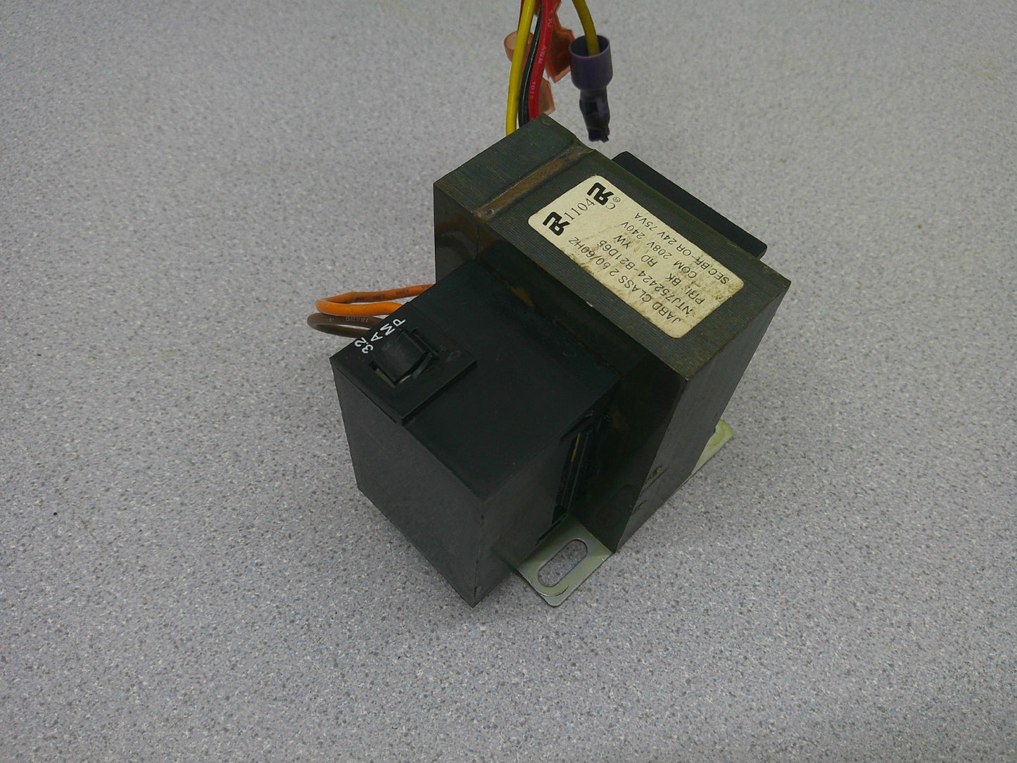 AAON 75VA 1PH TRANSFORMER NTJ752424-B21D65 HV 208X240 LV 24