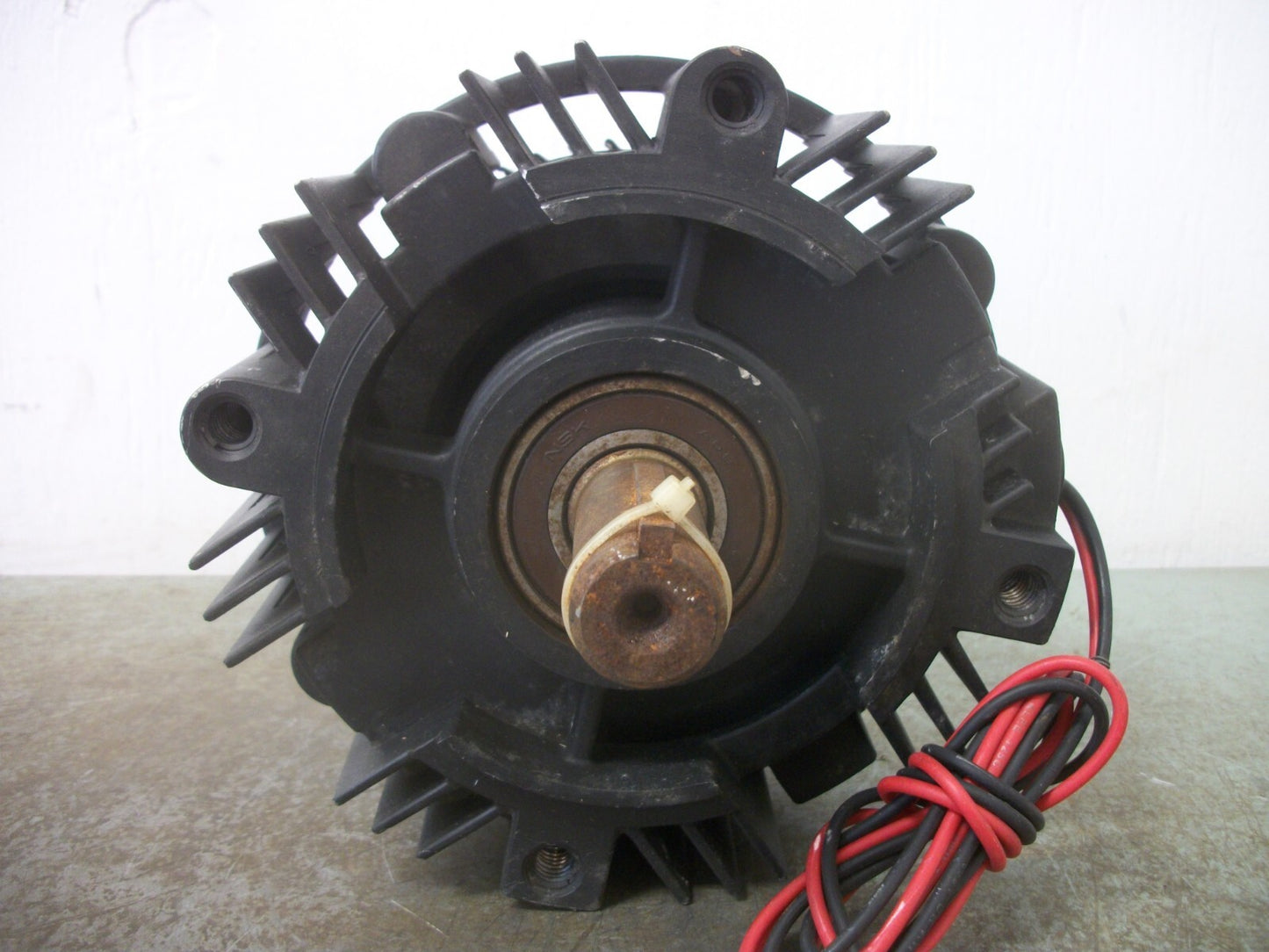 WARNER ELECTRIC EM 180-30 143/145TC INPUT CLUTCH 5370-270-050 90VDC 3600RPM NOB