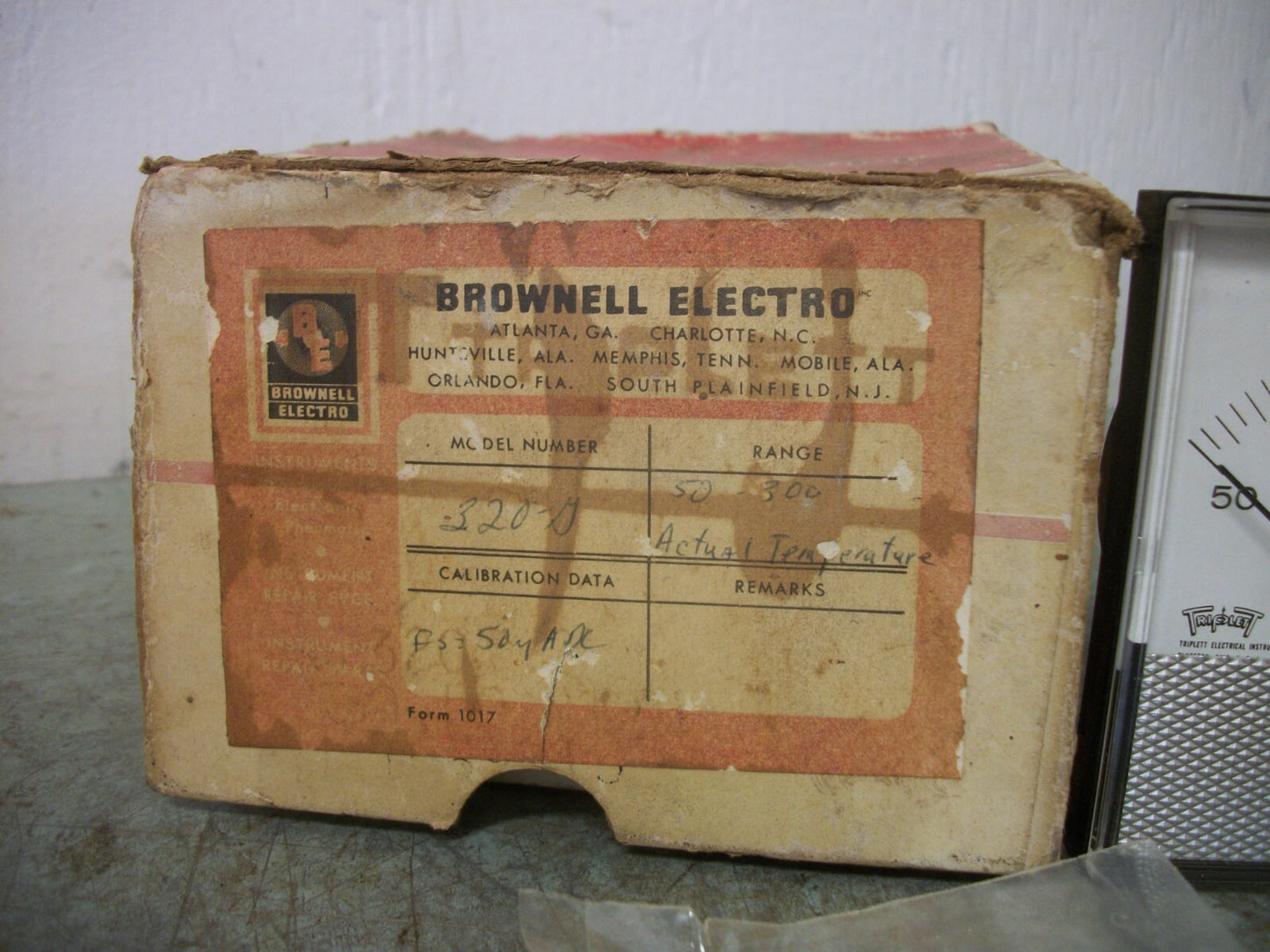 TRIPLETT ACTUAL TEMPERATURE GAUGE 320-G 50-300 DEG F NIB