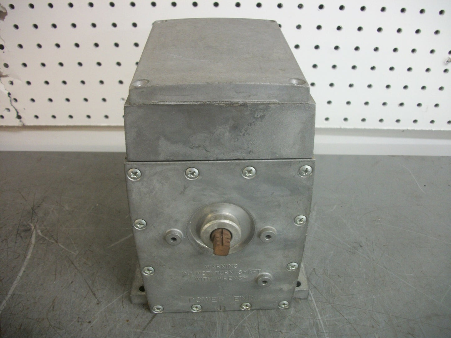 HONEYWELL MODUTROL MOTOR ACTUATOR M944A10103 24VOLT .88AMP 20WATT NOB