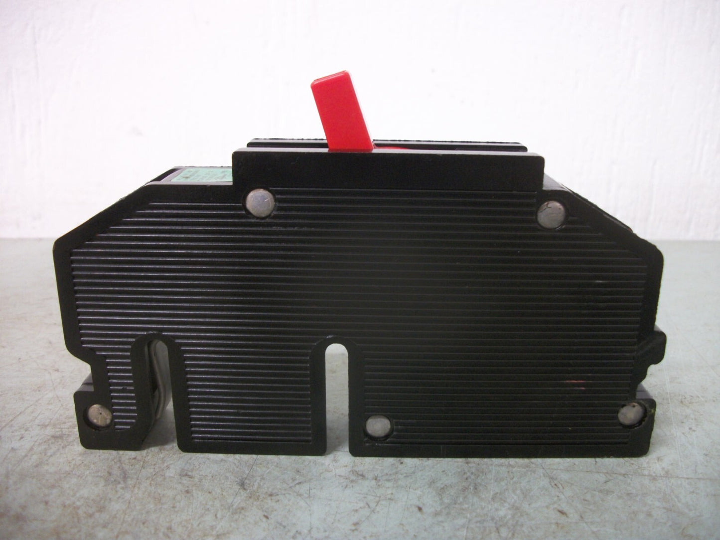 ZINSCO TYPE Q CIRCUIT BREAKER Q120 20AMP 240VOLT 1POLE RED TOP TERMINAL