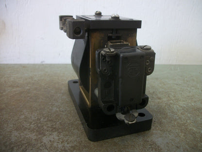 ALLEN-BRADLEY INSTANTANEOUS TRIP RELAY 809-A03E 4AMP 600VOLT