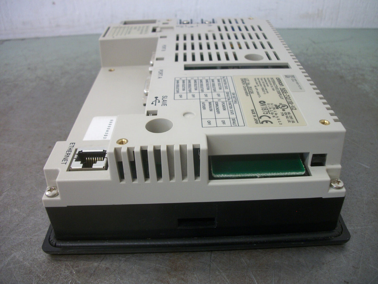 OMRON INTERACTIVE TOUCH SCREEN OPERATOR INTERFACE DISPLAY PANEL NS5-TQ11B-V2