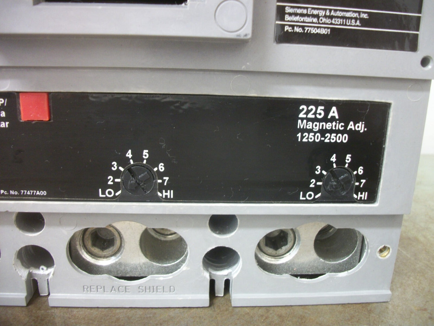 SIEMENS SENTRON JD6-A CIRCUIT BREAKER JD63F400 400AMP 600VOLT 3POLE W/225A TRIP