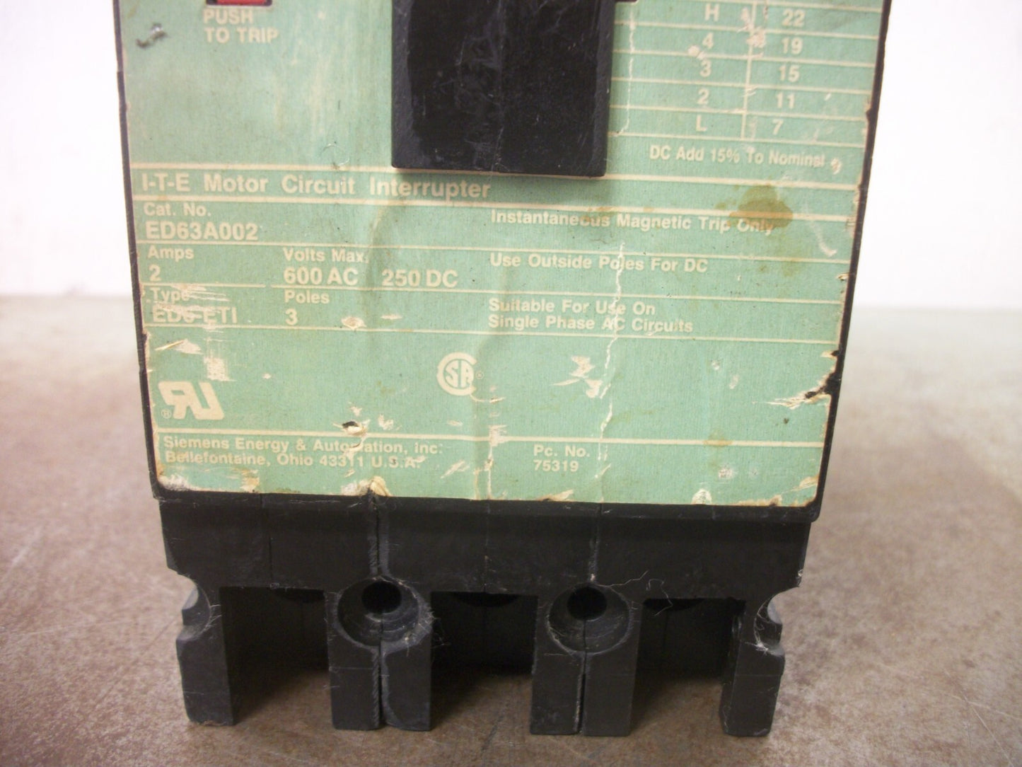 SIEMENS ED6-ETI MOTOR CIRCUIT BREAKER ED63A002 2AMP 600VOLT 3POLE