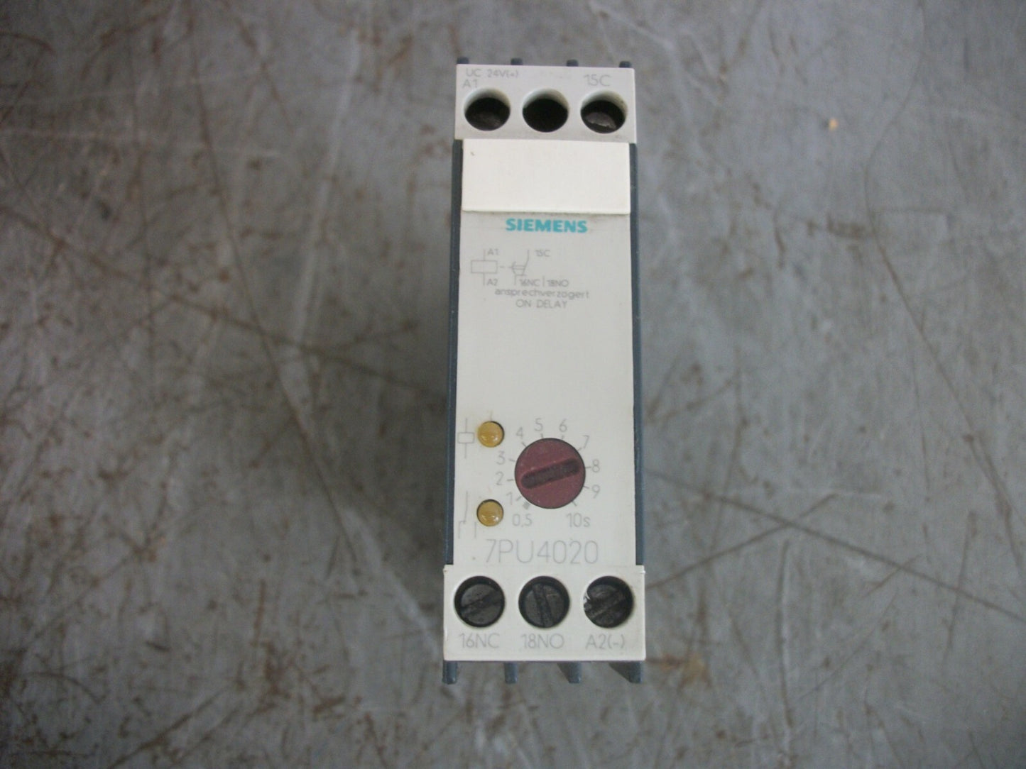 SIEMENS TIME RELAY MODULE 7PU4020-1AB30 0.5-10SEC