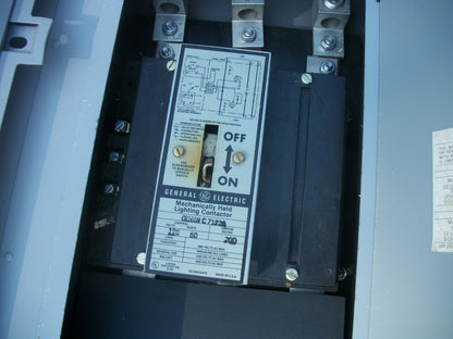 GE A SERIES PANELBOARD AQF3422LTXAXB5 225AMP 208Y/120VOLT 3PH W/200AMP L.C.