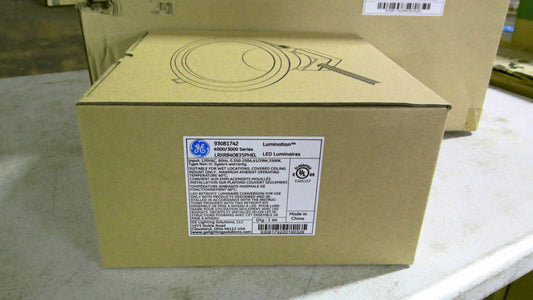 GE 93081742 BOX OF 8 LED LUMINAIRES LRXR840835PHEL 120VOLT NIB