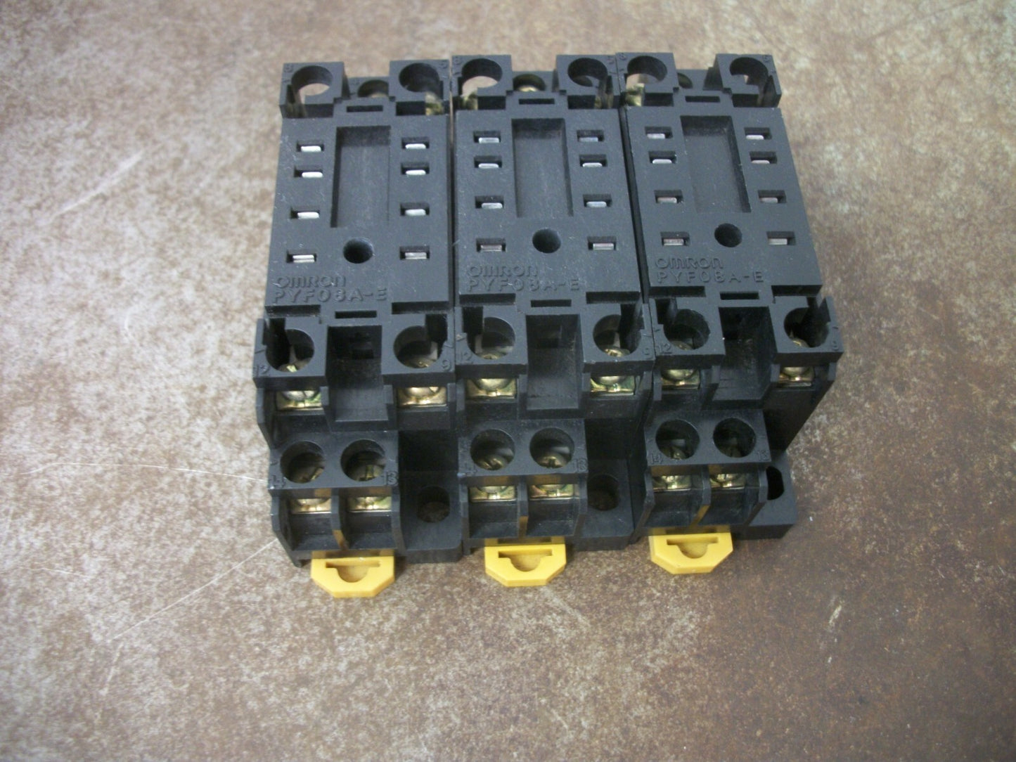 OMRON LOT OF 3 8-PIN RELAY SOCKET BASES PYF08A-E 7AMP 250VOLT