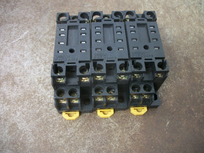 OMRON LOT OF 3 8-PIN RELAY SOCKET BASES PYF08A-E 7AMP 250VOLT