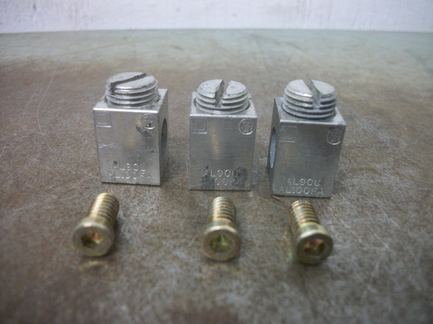 SQUARE D LOT OF 3 14-1/0 AL9CU ALUMINUM CIRCUIT BREAKER LUGS AL100FA NEW