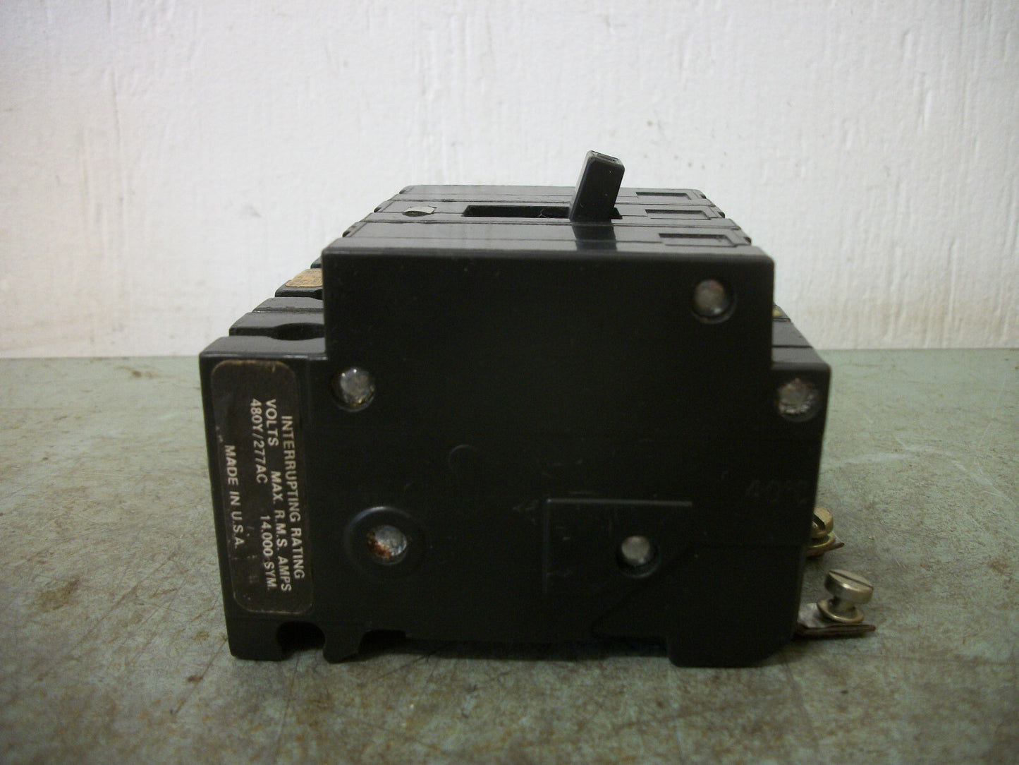 SQUARE D EHB CIRCUIT BREAKER EHB34040 40AMP 480VOLT 3POLE