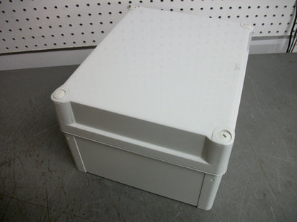 SQUARE D 11"X9"X4.5" PLASTIC ENCLOSURE TYPE 23 IP66 NSYTBP292416H NOB