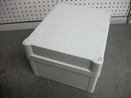 SQUARE D 11"X9"X4.5" PLASTIC ENCLOSURE TYPE 23 IP66 NSYTBP292416H NOB