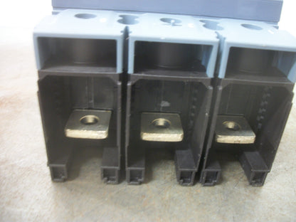 SIEMENS 3VA5 CIRCUIT BREAKER 3VA5210-7EC31-0AA0 100AMP 600VOLT 3POLE NOB
