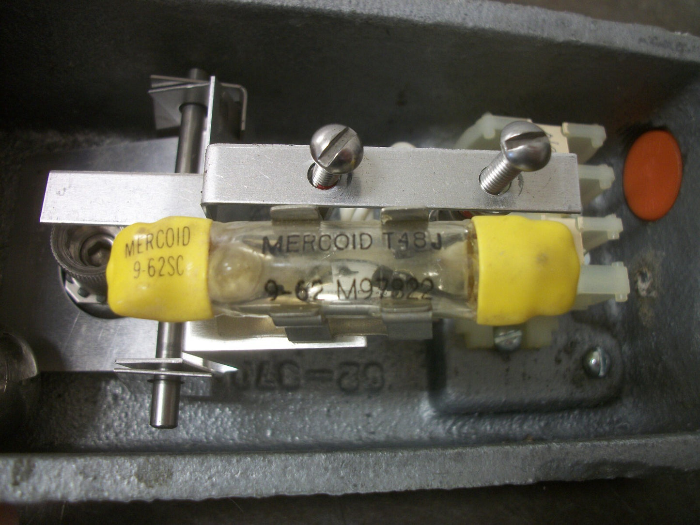 MARLEY M-1 VIBRATION SWITCH NOB