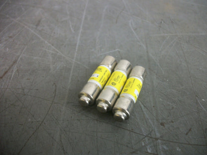 BUSSMANN LOT OF 3 LOW-PEAK FUSES LP-CC-2 2AMP 600VOLT NOB