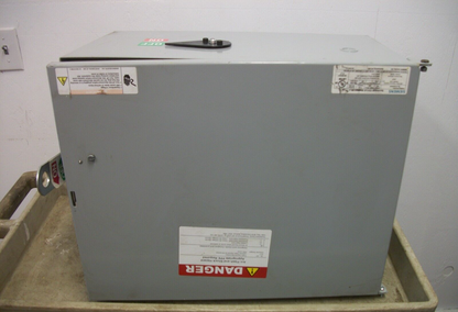 SIEMENS SENTRON CIRCUIT BREAKER BUS PLUG SLJC304000G 400AMP 600VOLT 3PH 3W