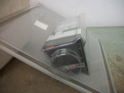 LOVE CONTROLS SELF TUNE PLUS TEMPERATURE CONTROLLER 16111 NIB