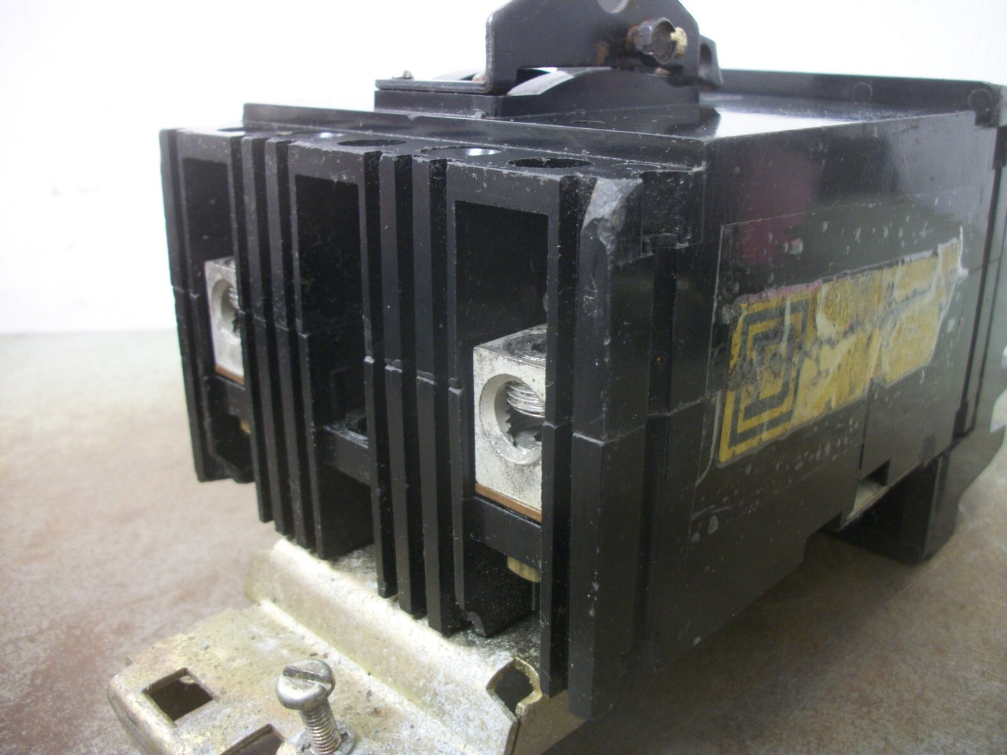 SQUARE D I-LINE FA CIRCUIT BREAKER FA24030AC 30AMP 480VOLT 2POLE BLACK CHIPPED