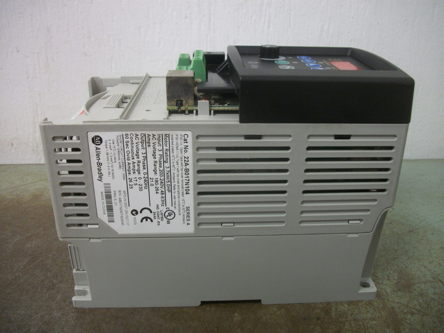 ALLEN-BRADLEY POWERFLEX 4 5HP AC DRIVE 22A-B017N104 230VOLT 3PH 17.5AMP NO COVER