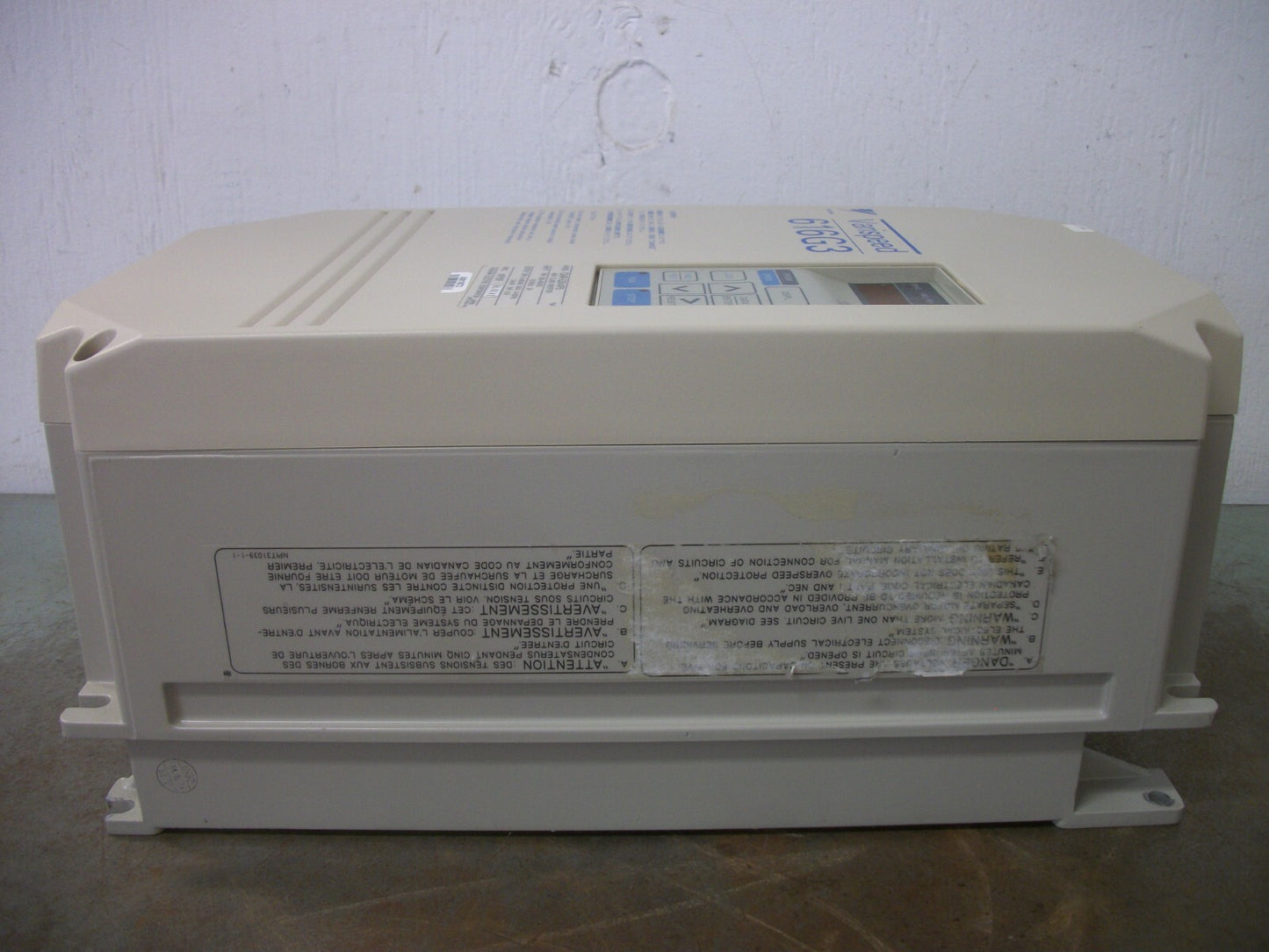 YASKAWA VARISPEED 616G3 2HP INVERTER DRIVE CIMR-G3V41P5 460VOLT 3PH 3.4KVA