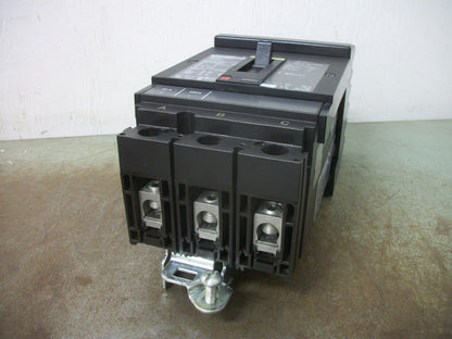 SQUARE D POWERPACT I-LINE HJ CIRCUIT BREAKER HJA36020 20AMP 600VOLT 3POLE