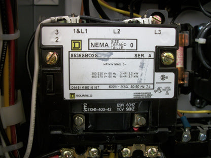 SQUARE D STARTER COMBO SIZE 0 TYPE 1 8536SBO2S 120VCOIL 30AMP FUSIBLE