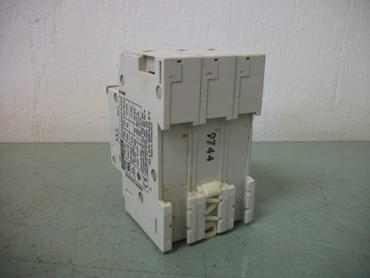 ALLEN-BRADLEY MOTOR CIRCUIT BREAKER 1492-CB3G100 10AMP 480VOLT 3POLE