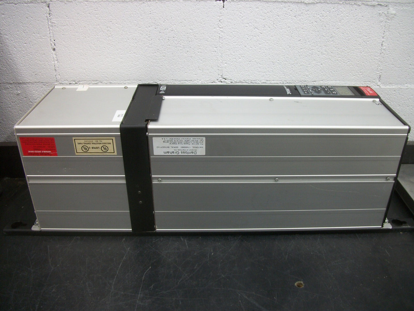 DANFOSS VLT 6000 VLT 6027 25HP HVAC AC DRIVE GT4CN1STR0DLF00A00C0 460VOLT 34AMP