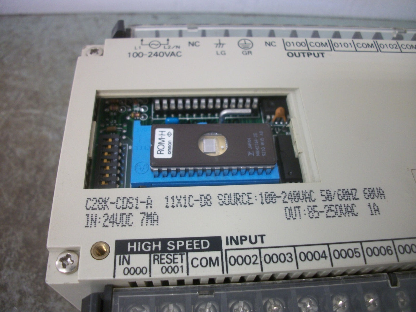 OMRON SYSMAC C28K PLC PROGRAMMABLE LOGIC CONTROLLER C28K-CDS1-A