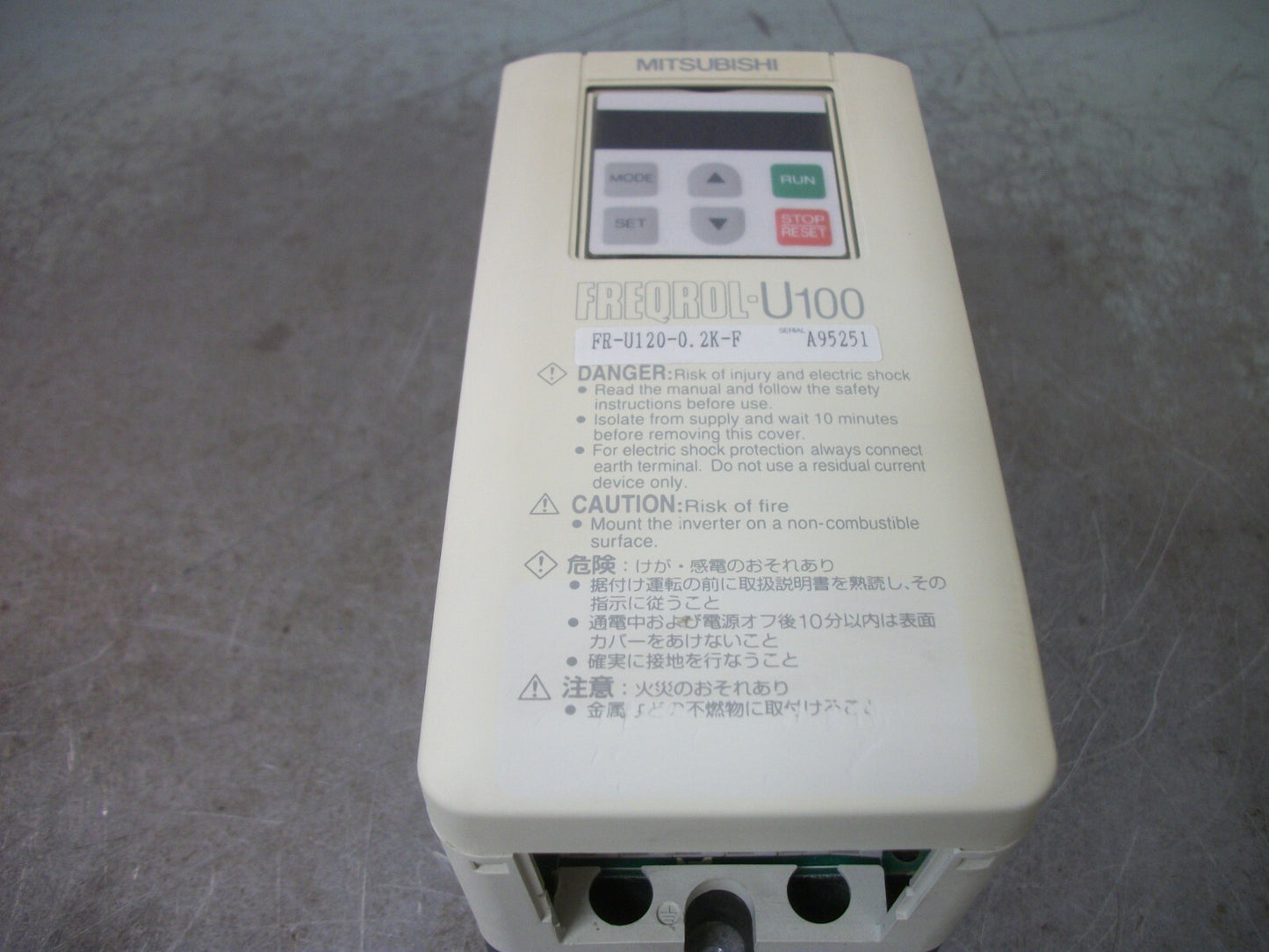 MITSUBISHI FREQROL-U100 0.2KW INVERTER DRIVE FR-U120-0.2K-F 230VOLT 3PH 1.4AMP