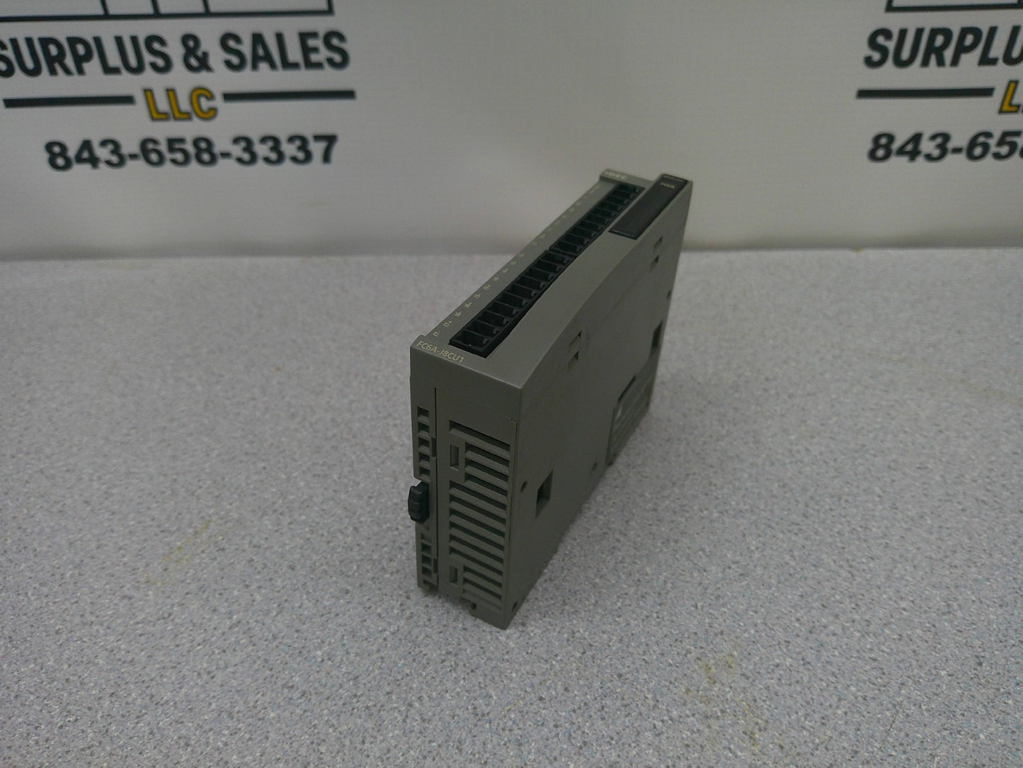 IDEC MICROSMART PLC ANALOG THERMISTOR THERMOCOUPLE INPUT MODULE FC6A-J8CU1