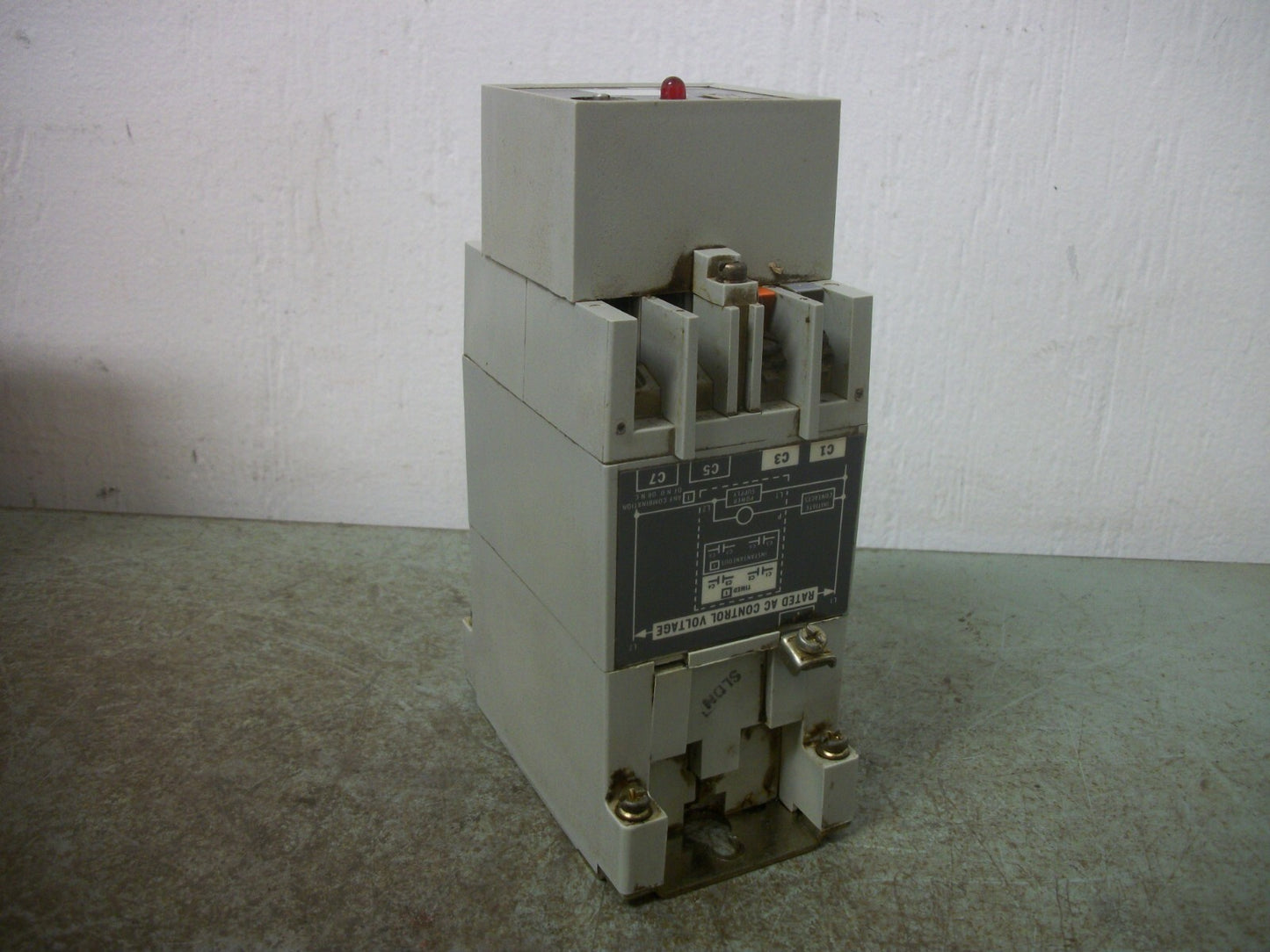 ALLEN-BRADLEY SOLID STATE TIMING RELAY 700-RT00N110A1 120VCOIL