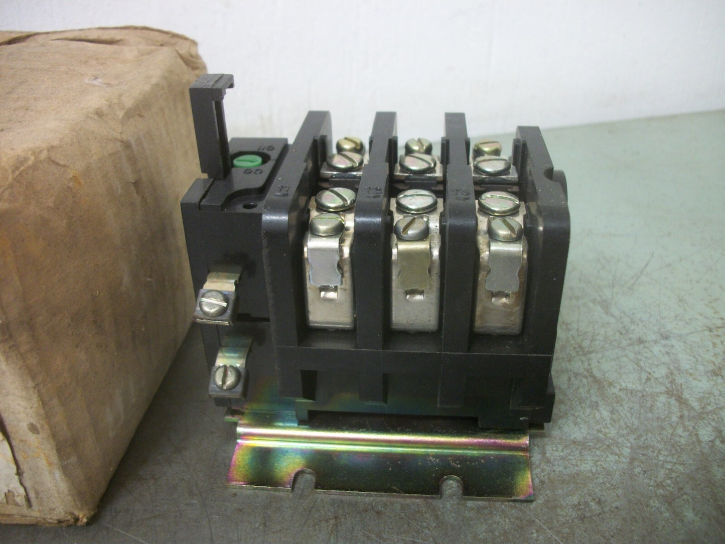 GE THERMAL OVERLOAD RELAY CR224C310A 600VOLT NIB