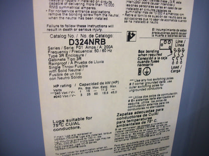 SQUARE D DISCONNECT TYPE 3R D324NRB 200AMP 240VOLT 3POLE FUSIBLE NOB