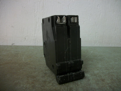 CUTLER-HAMMER CH CIRCUIT BREAKER CH225 25AMP 240VOLT 2POLE