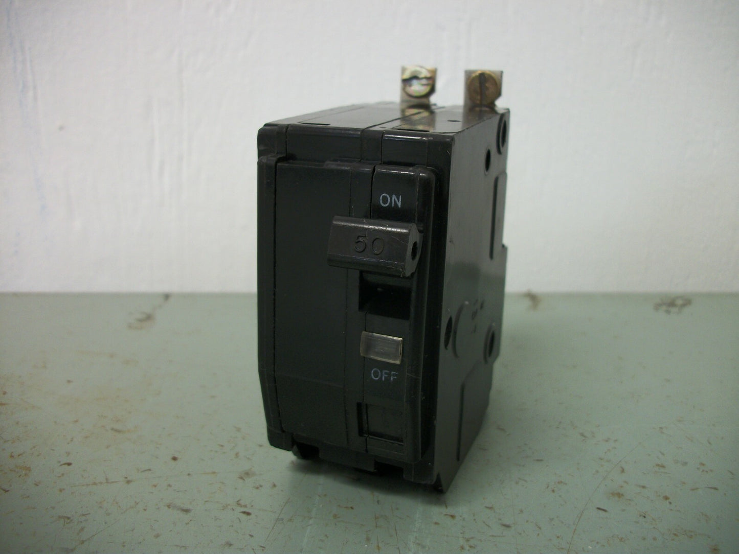 SQUARE D QOB CIRCUIT BREAKER QOB250 50AMP 240VOLT 2POLE OLD