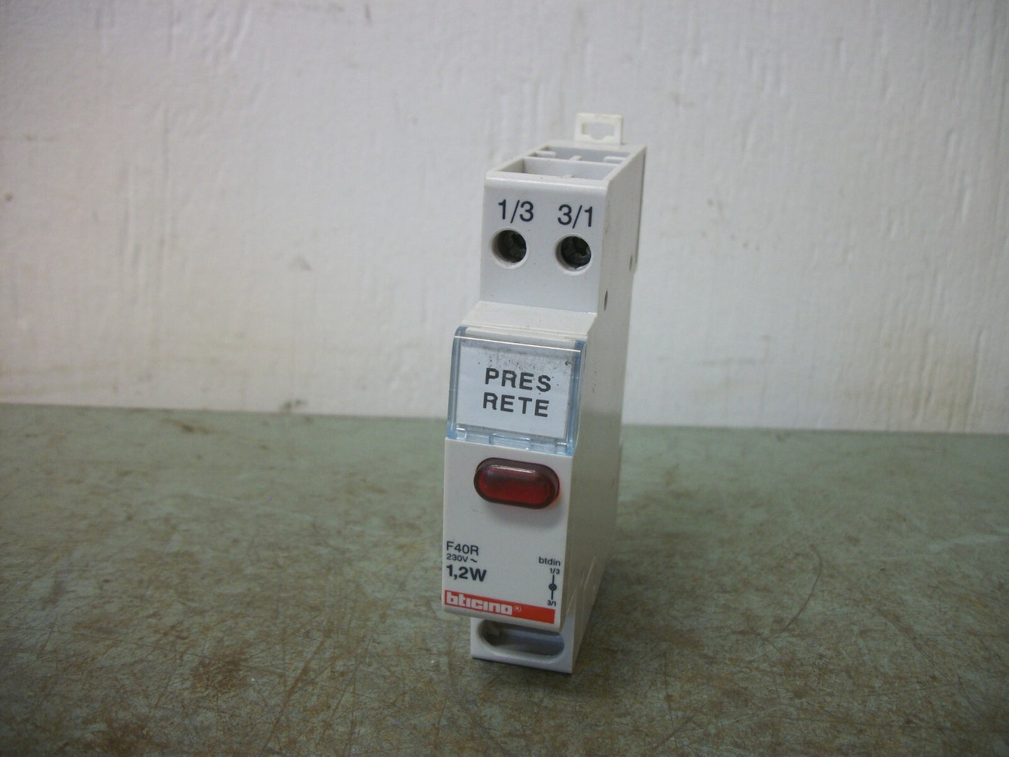 BTICINO LAMP HOLDER MODULE F40R 1,2W 230VOLT