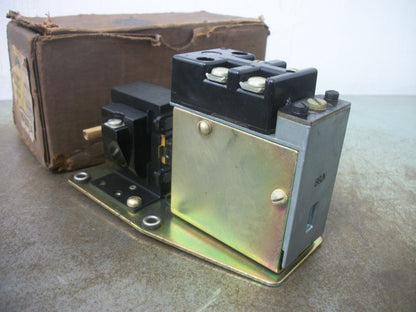 ALLEN-BRADLEY PNEUMATIC TIMING RELAY 849A-ZOD24 849A-Z0D24 120VCOIL NIB