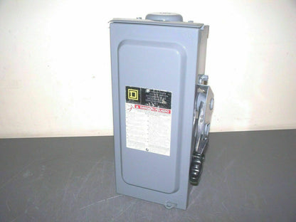 SQUARE D DISCONNECT TYPE 3R H321NRB 30AMP 240VOLT 3POLE FUSIBLE *REFURB*