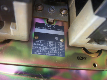 ALLEN-BRADLEY ENCL 705-AUA SIZE 0 REV MOTOR STARTER 240VCOIL 3PH 600V 5HP NEW