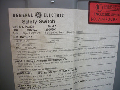 GE DISCONNECT TYPE 1 TG3221 30AMP 240VOLT 2POLE FUSIBLE