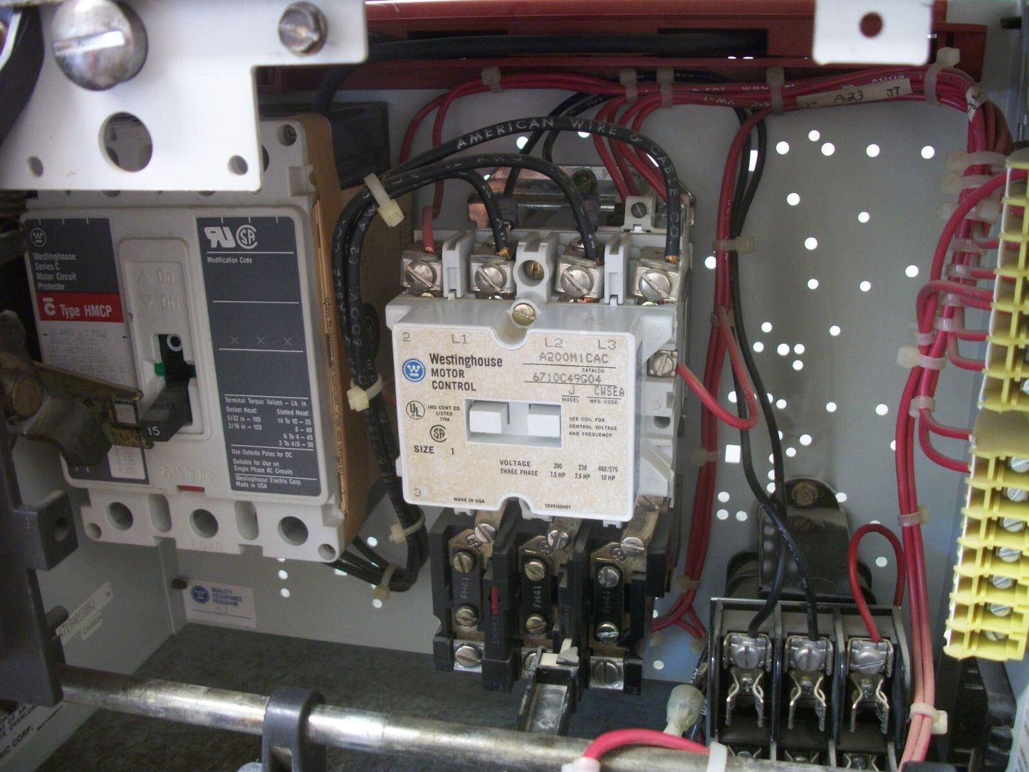 WESTINGHOUSE MCC STARTER BUCKET SIZE 1 A200M1CAC 120VCOIL 15AMP BREAKER