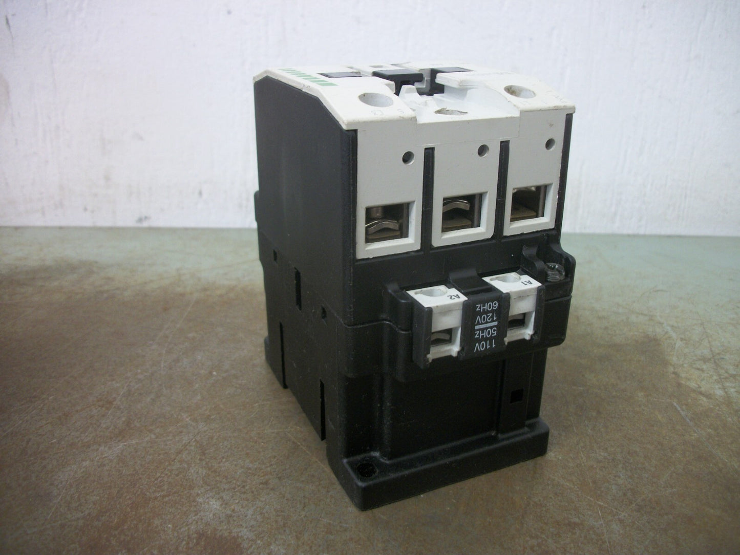 KLOCKNER-MOELLER CONTACTOR DIL1AM 55AMP 120VCOIL 3PH 600V 30HP