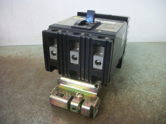 SQUARE D I-LINE FA CIRCUIT BREAKER FA36060 60AMP 600VOLT 3POLE GRAY